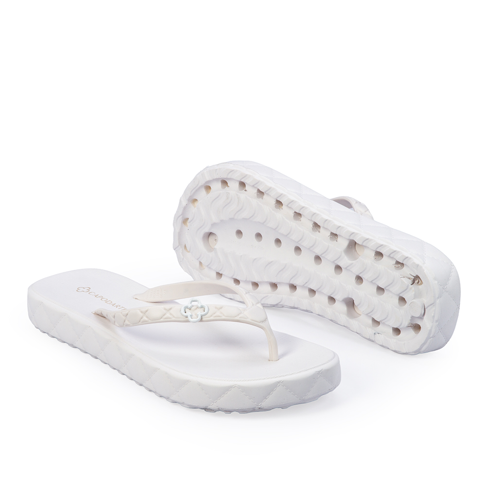 CHINELO DE DEDO BRANCO MATELASS&Ecirc; image number 3