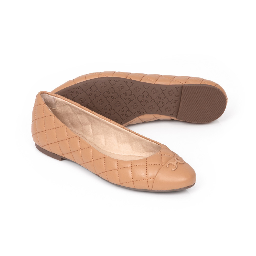 SAPATILHA BEGE MATELASSÊ image number 3