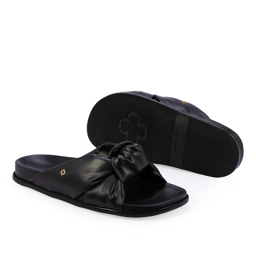 CHINELO PAPETE PRETO DE COURO image number 3