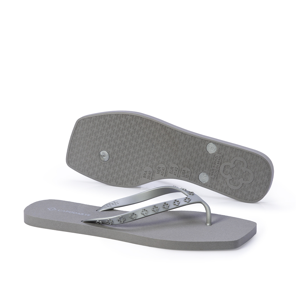 CHINELO DE DEDO PRATA COM TIRAS MONOGRAMA image number 3